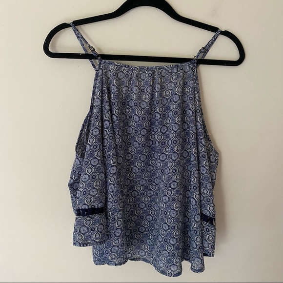 Xhilaration Women’s Off the Shoulder Blue Blouse Size M - Picture 3 of 4